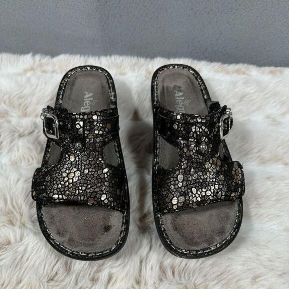 Alegria Sandals Womens 36 US 6/6.5 Peggy Pewter Mosaic Leather Slides Metallic - Picture 2 of 9